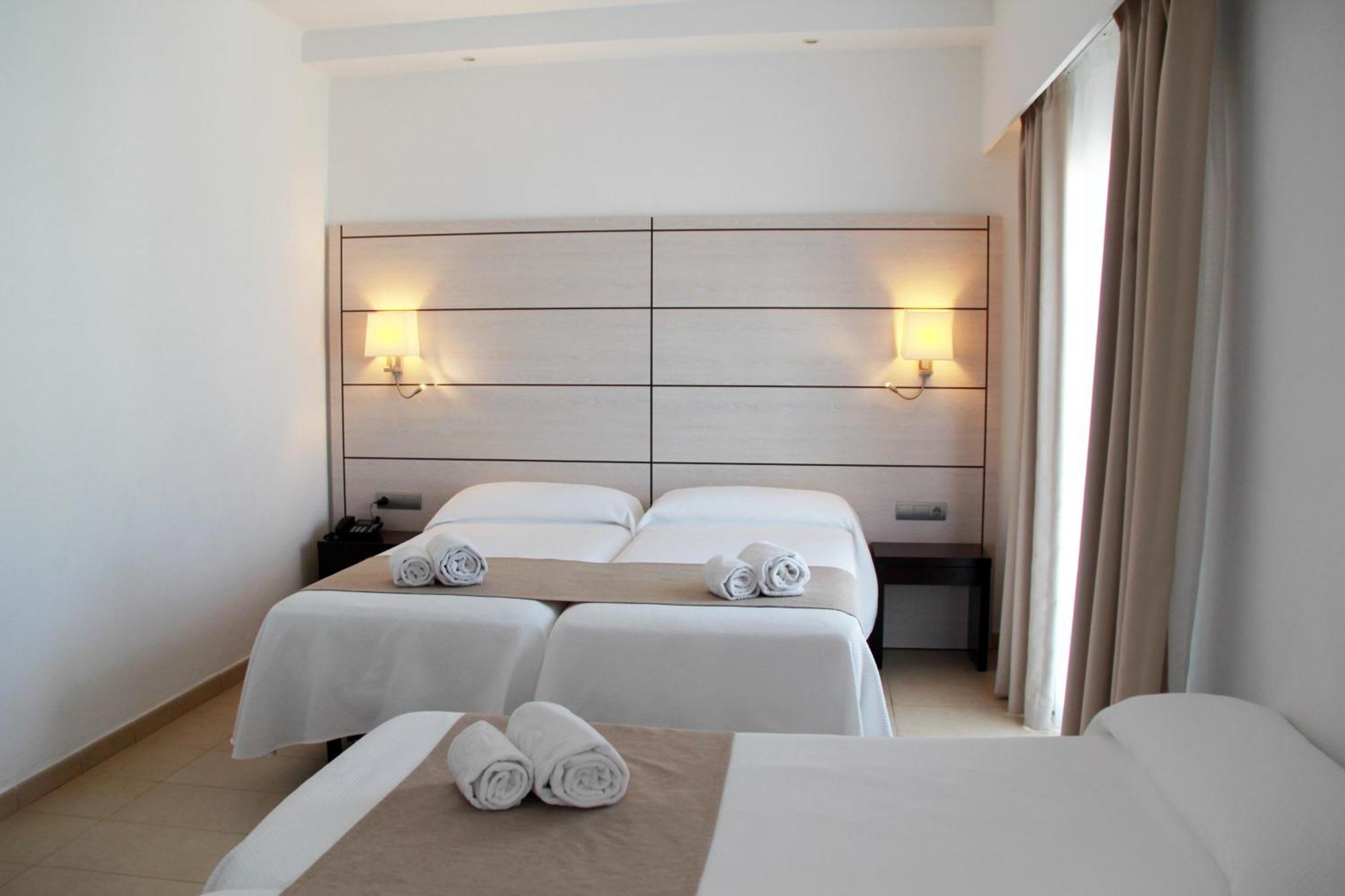 Hotel Puchet Ibiza Сан-Антоніо Екстер'єр фото