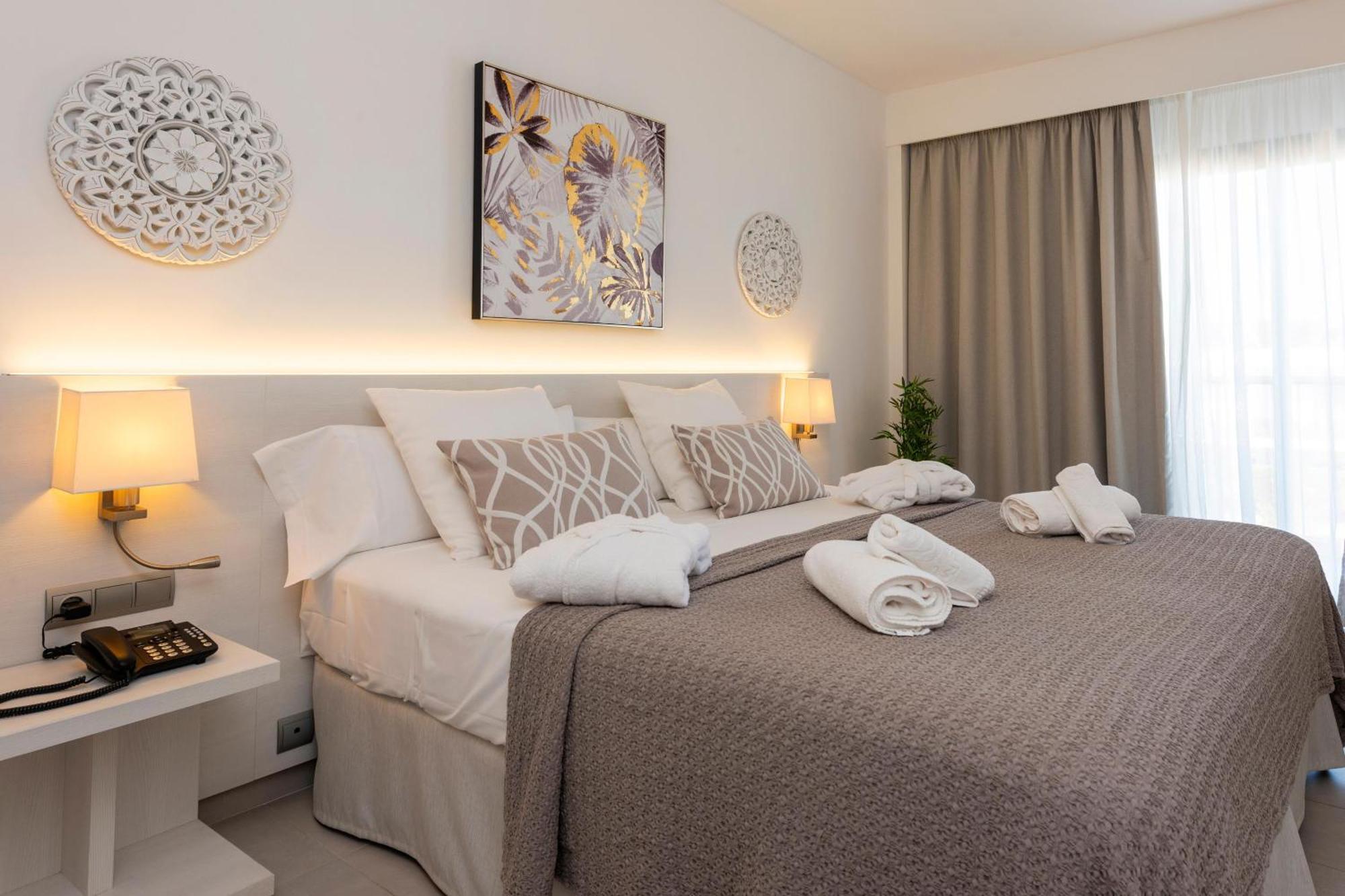 Hotel Puchet Ibiza Сан-Антоніо Екстер'єр фото